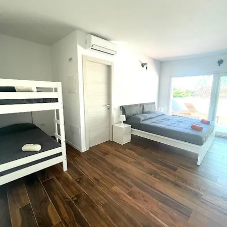 Garda Family & Solarium Apartment Riva del Garda Exterior photo