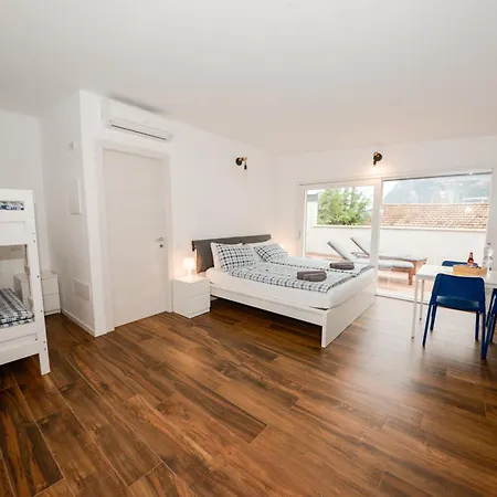 Garda Family & Solarium Apartment Riva del Garda Exterior photo