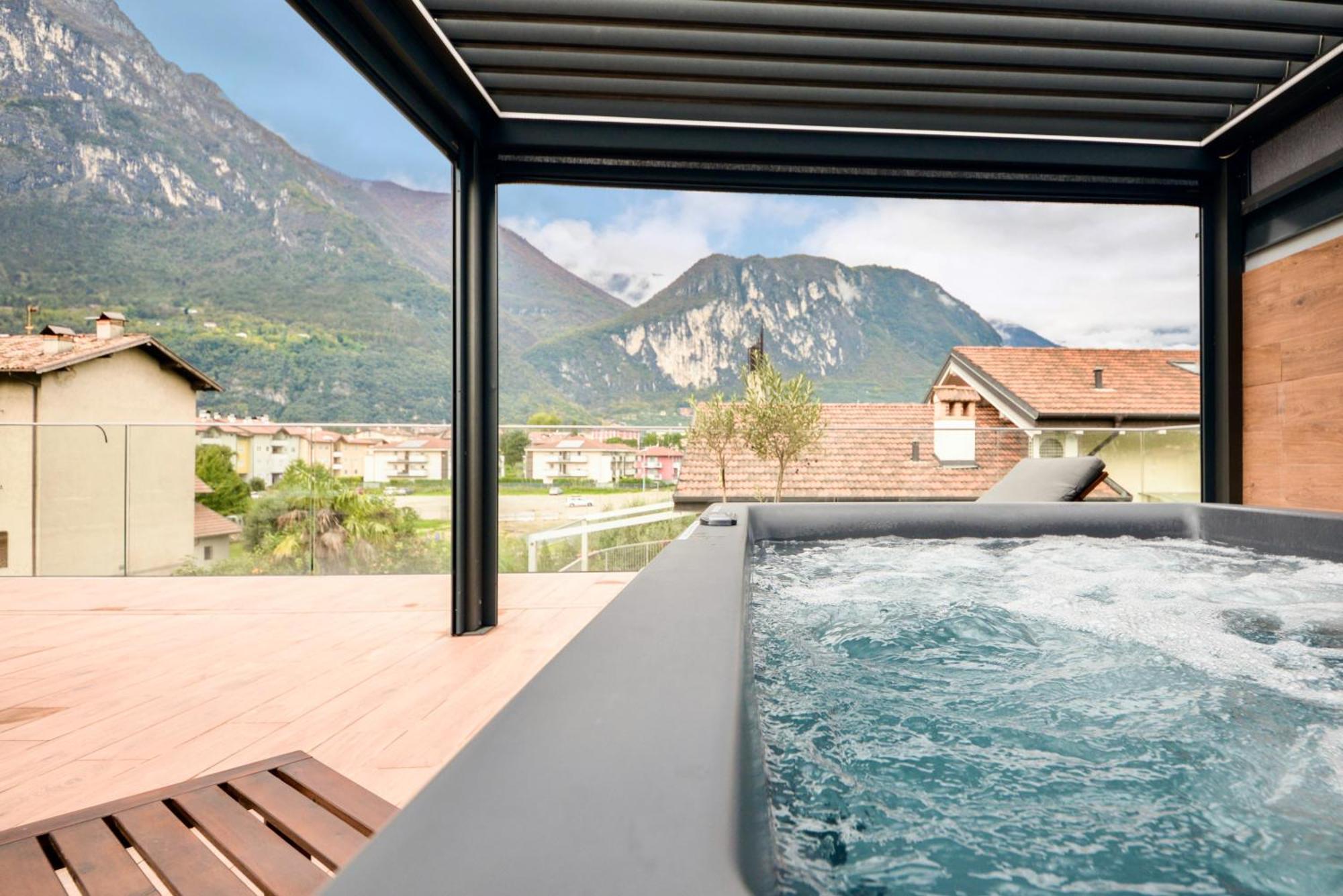 Garda Family & Solarium Riva del Garda